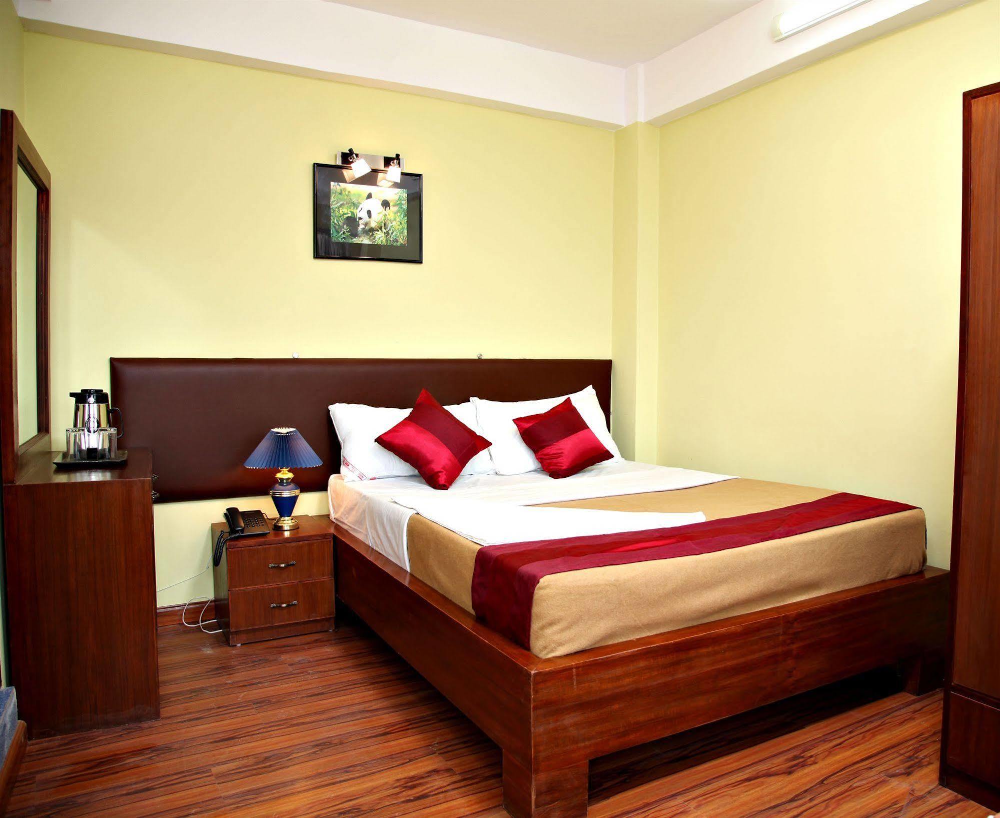 New Hotel Panda Kathmandu Exterior foto